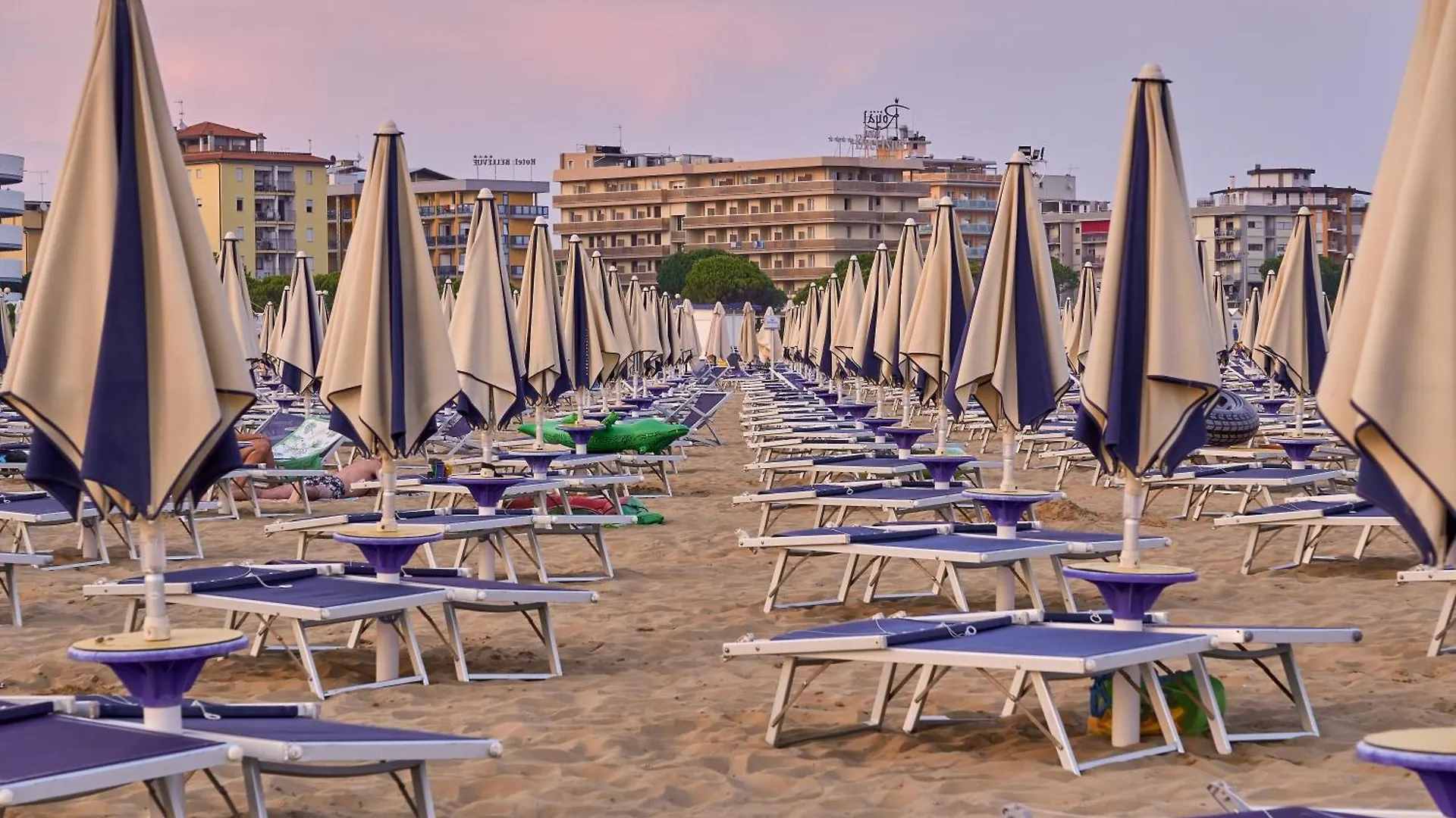 Relax In A Residence With Pool And Terrace Bibione Italy